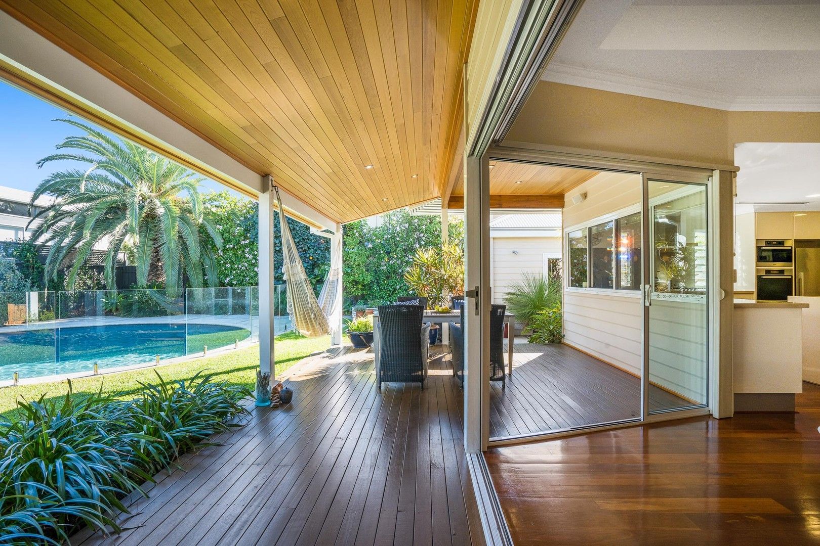4 bedrooms House in 34 Barnfield Road CLAREMONT WA, 6010