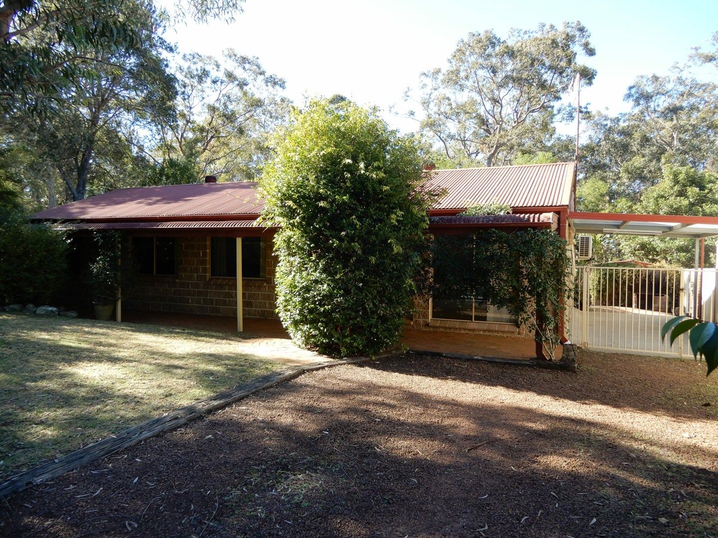 2 Rock Hill Road, North Nowra NSW 2541