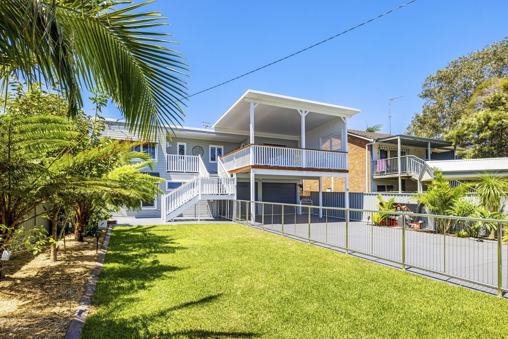 5 bedrooms House in 77 Rigney Street SHOAL BAY NSW, 2315