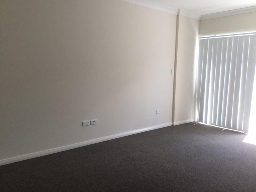 3/48-52 Warby Street, Campbelltown NSW 2560, Image 2