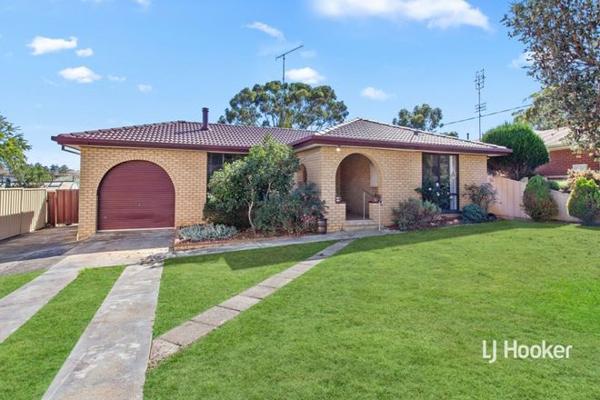 Picture of 11 Mylson Avenue, BROADFORD VIC 3658