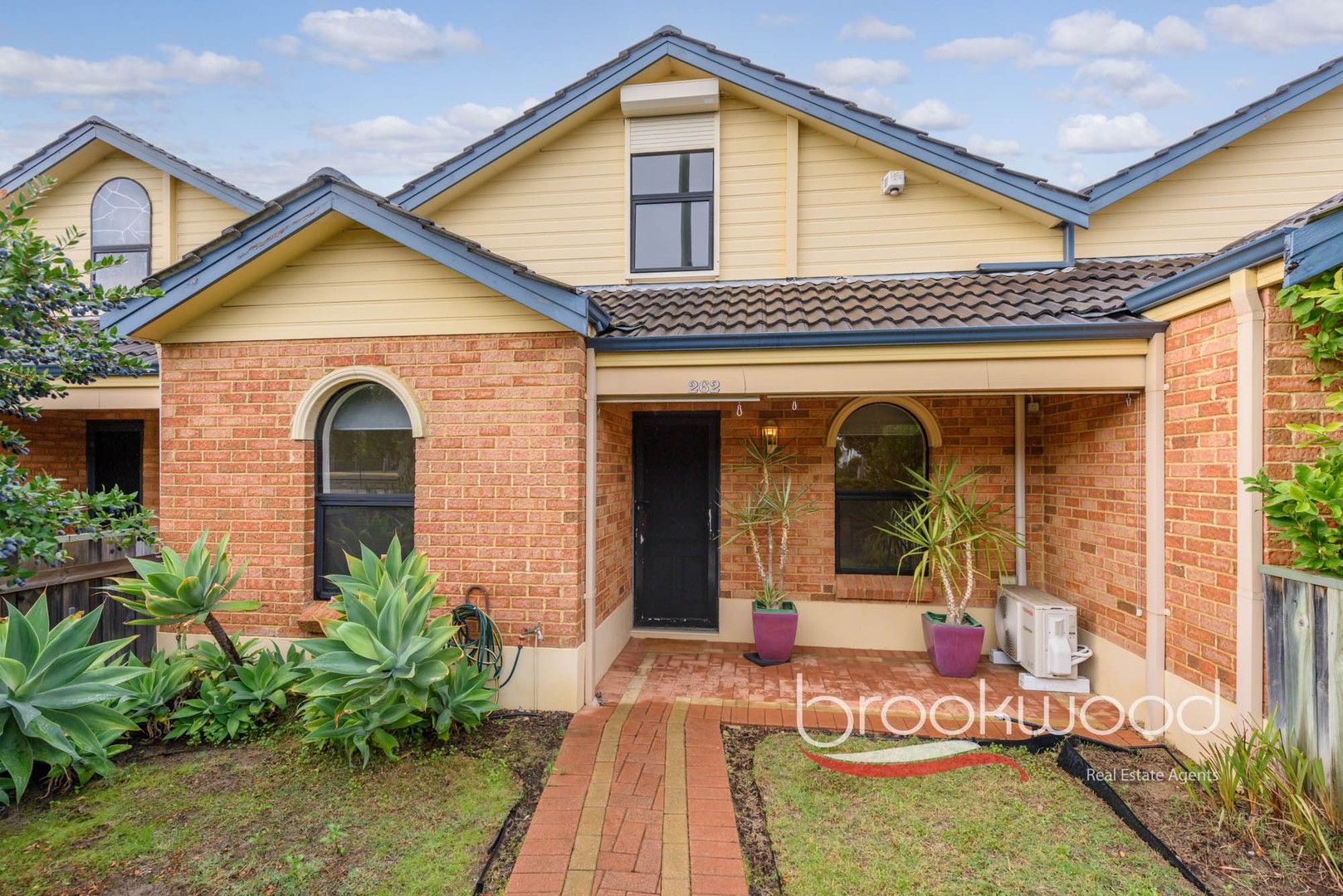 3 bedrooms House in 262 Whatley Crescent MAYLANDS WA, 6051