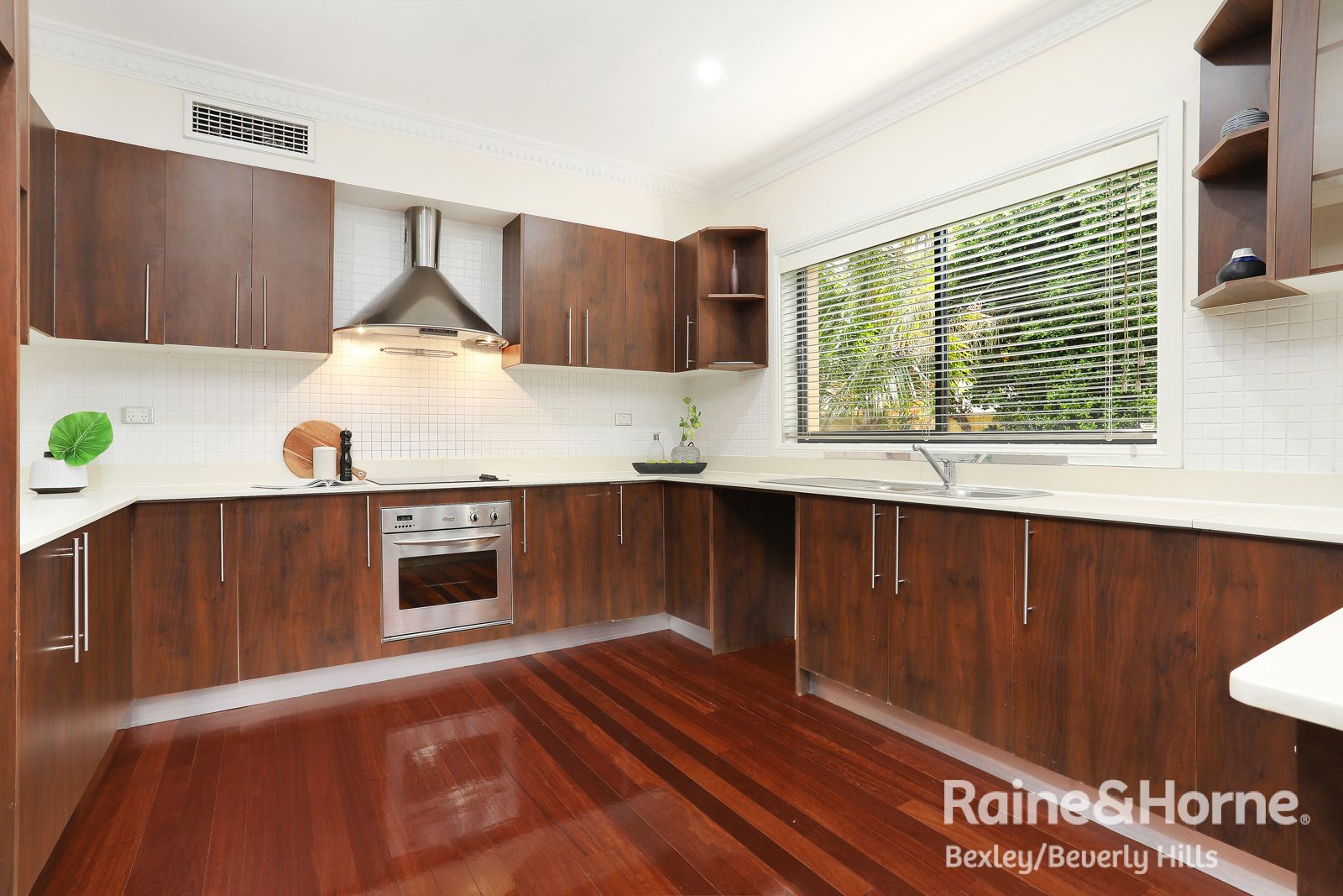 174 Dora Street, Hurstville NSW 2220, Image 2