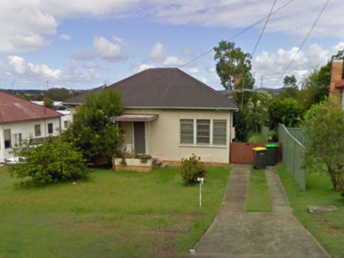 9 Collin Tait Avenue, West Kempsey Property History & Address
