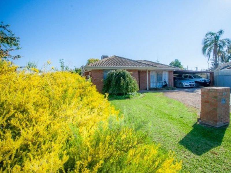 3 Clyde Court, Echuca VIC 3564 House For Rent Domain