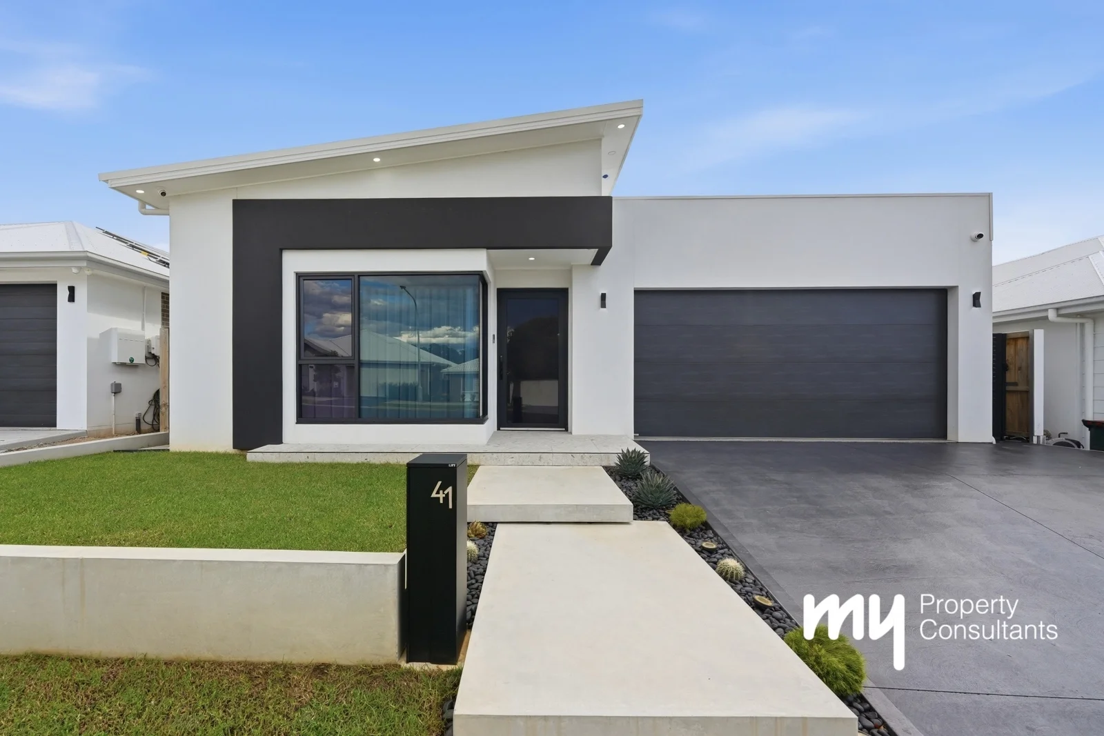 41 Mount Pleasant Drive, Menangle Park NSW 2563