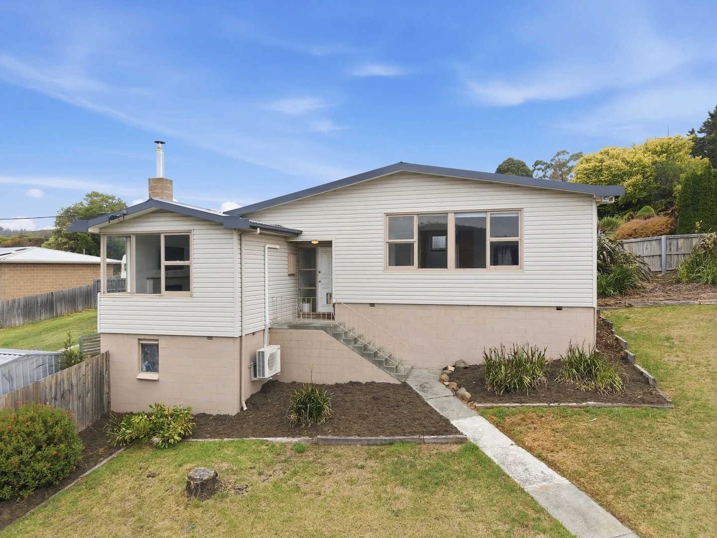 1 Derinya Street, Mornington TAS 7018