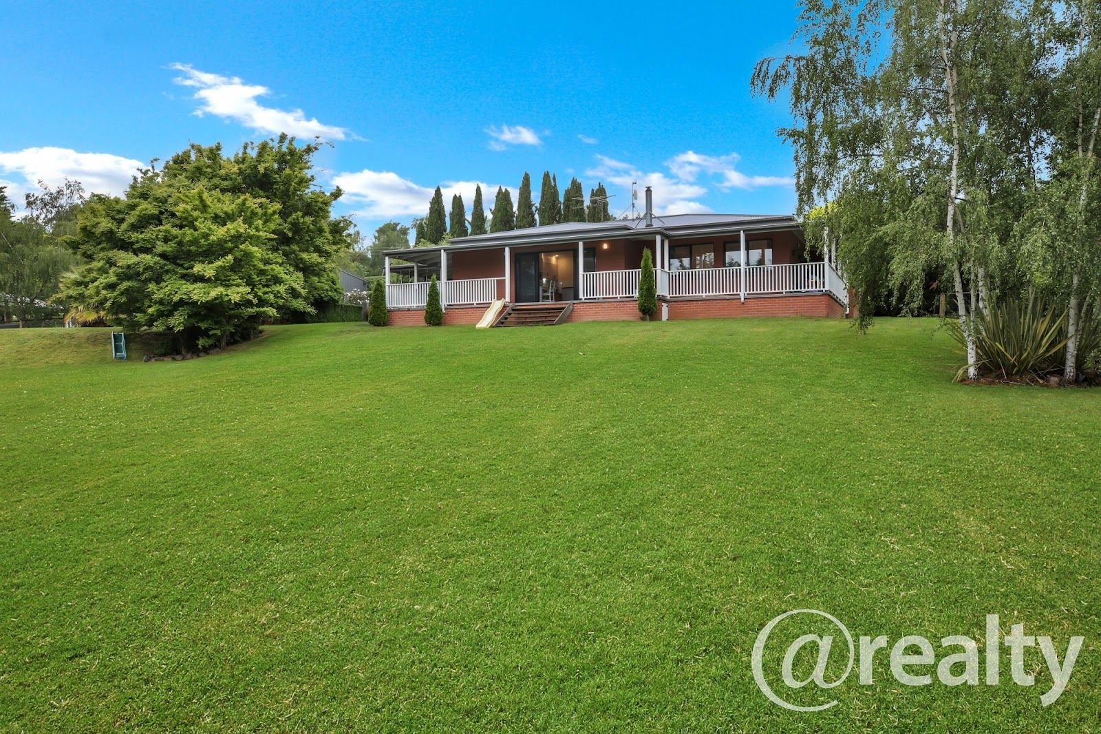 3 bedrooms House in 13 Green Valley Drive DROUIN VIC, 3818