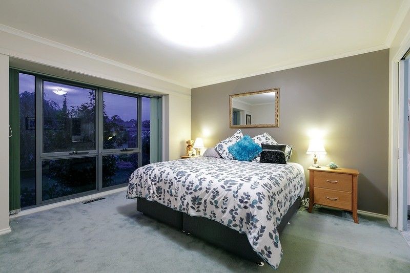 2 Ashford Court, Invermay Park VIC 3350, Image 2