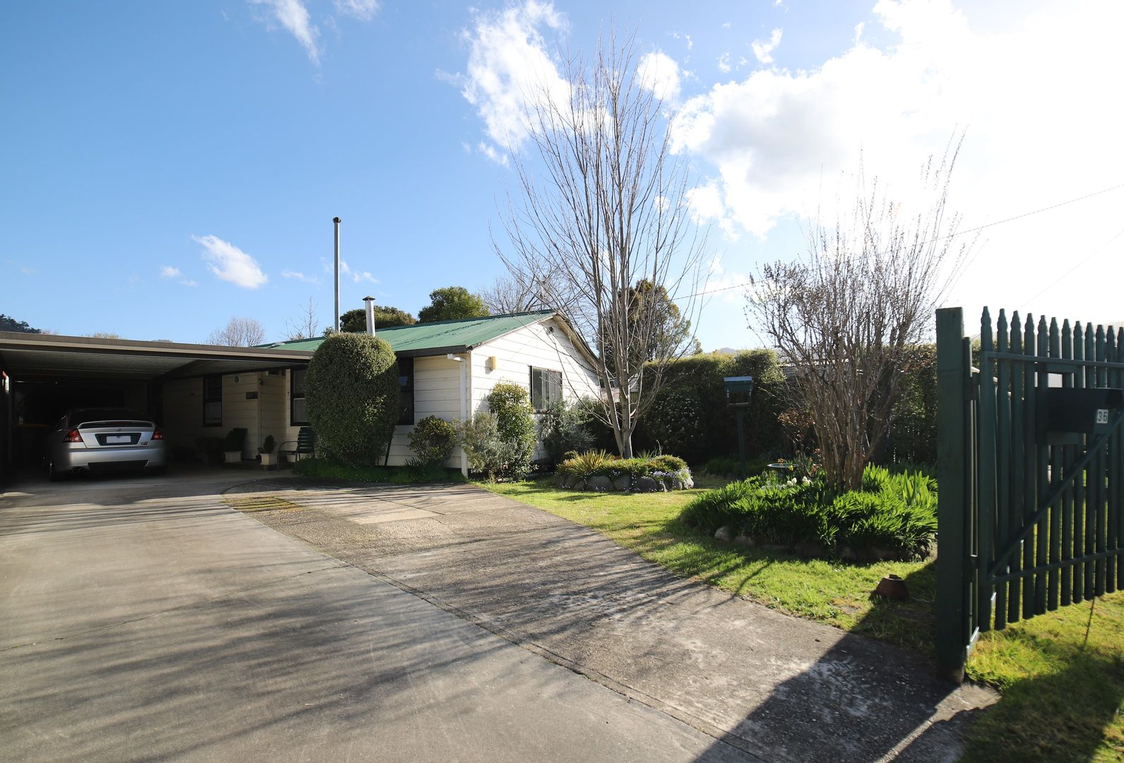 36 Valley Avenue, Mount Beauty Property History & Address Research