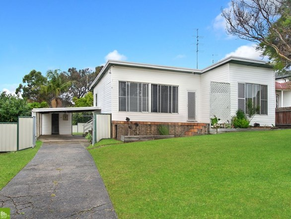 31 Staff Road, Unanderra NSW 2526