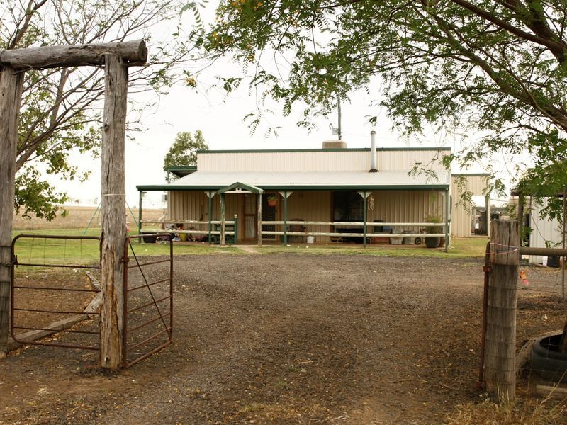 1823 Blue Hills Road, Roma QLD 4455 - House for Sale 