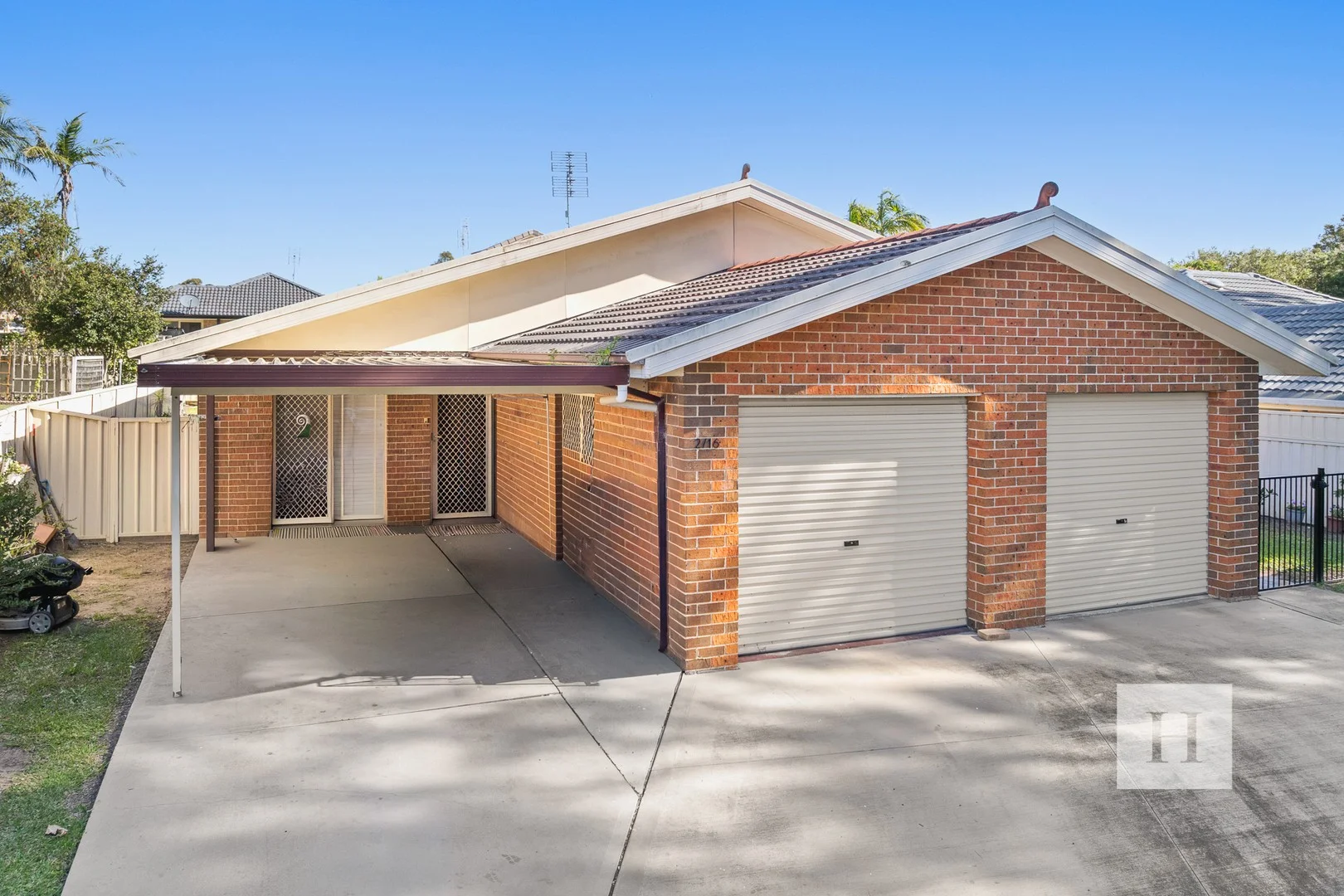 Primary image of 2/16 Sara Jane Close, Kanwal NSW 2259