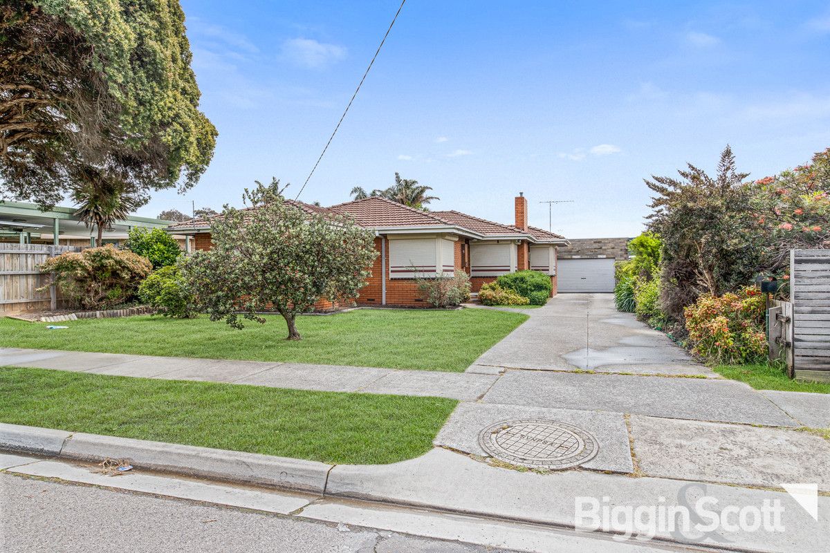 5 Avoca Avenue, Noble Park VIC 3174, Image 1