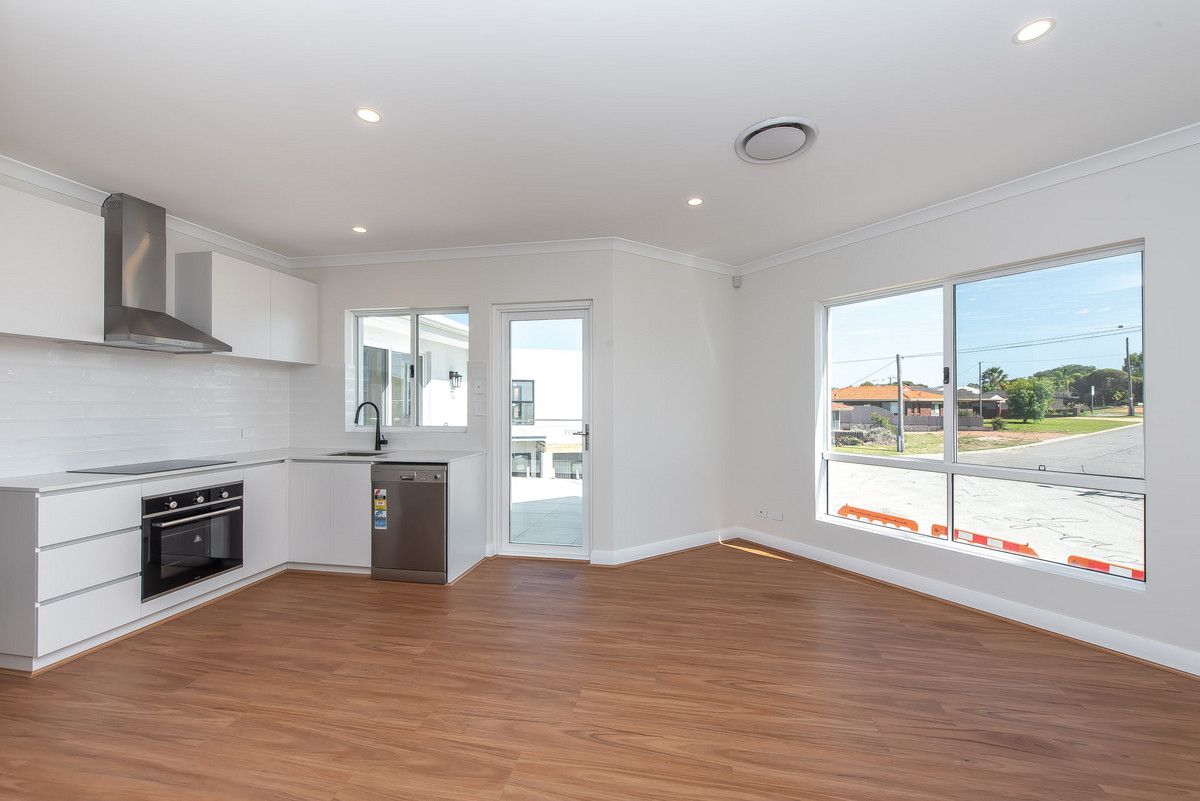 28A Sporing Way, Hillarys WA 6025, Image 2