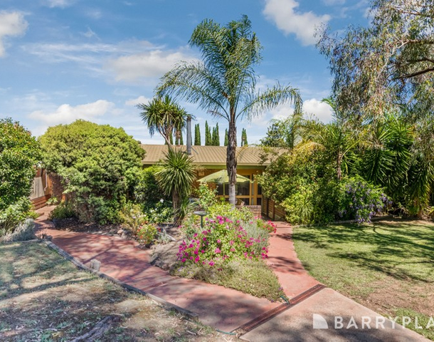 6 Elwood Street, Golden Square VIC 3555