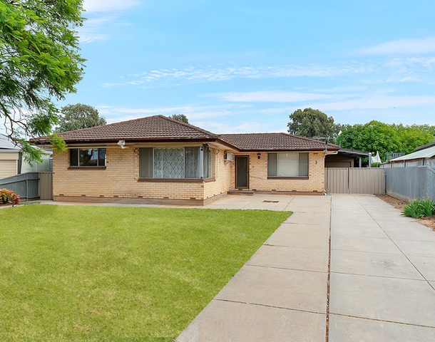 15 Down Crescent, Salisbury Downs SA 5108