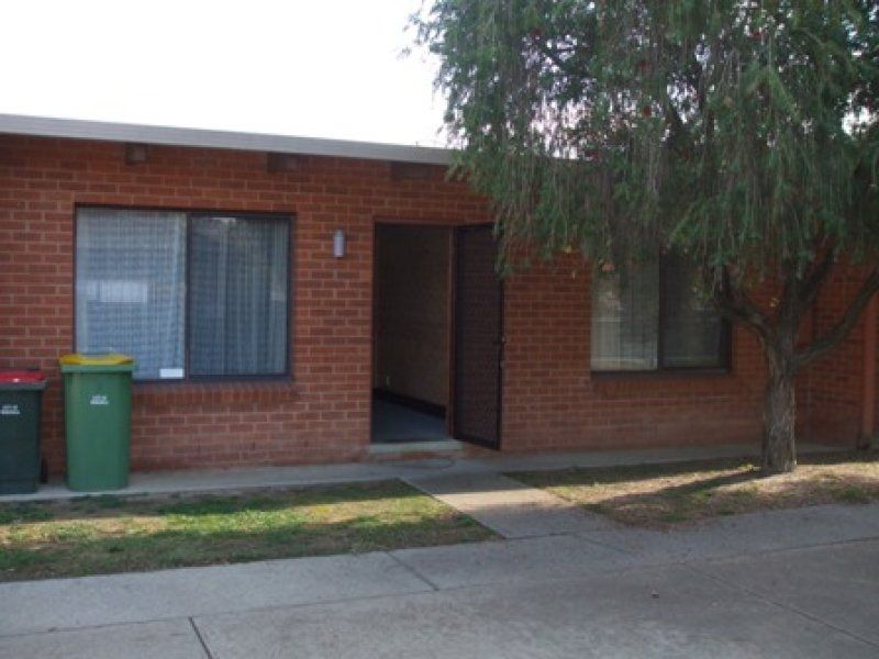 2 bedrooms Apartment / Unit / Flat in 1/102 Lawrence Street WODONGA VIC, 3690