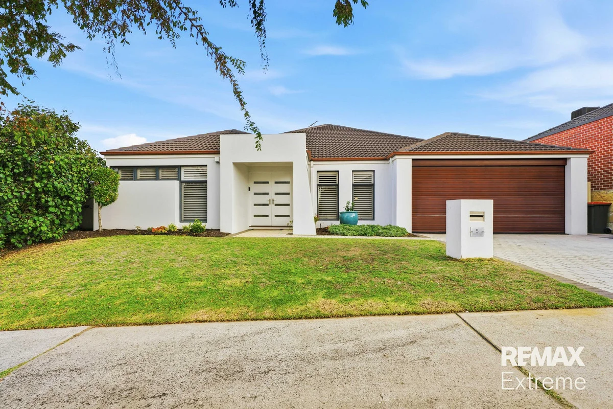 5 Zeppelin Way, Tapping WA 6065