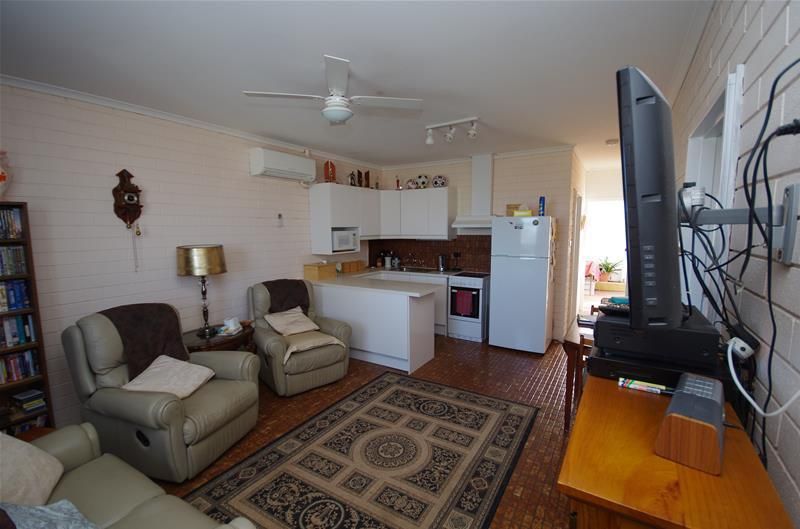 7/4 Parsons Street, Port Vincent SA 5581, Image 2