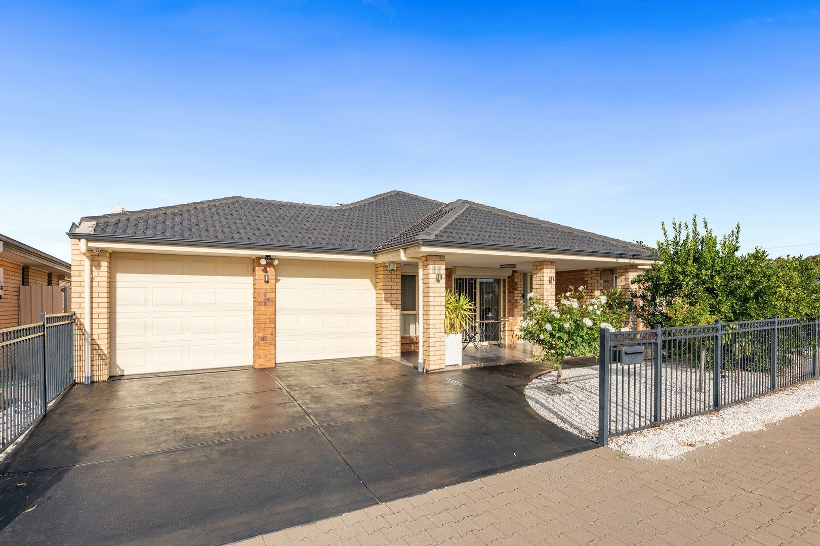 18 Featherstone Street, Smithfield Plains SA 5114, Image 0