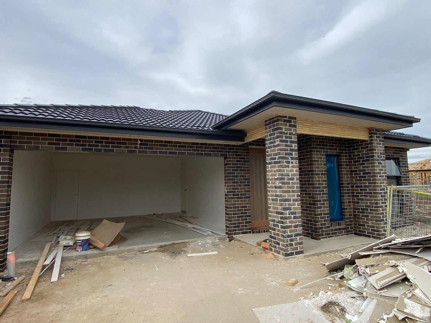4 bedrooms New House & Land in 54 Charleston Road DEANSIDE VIC, 3336
