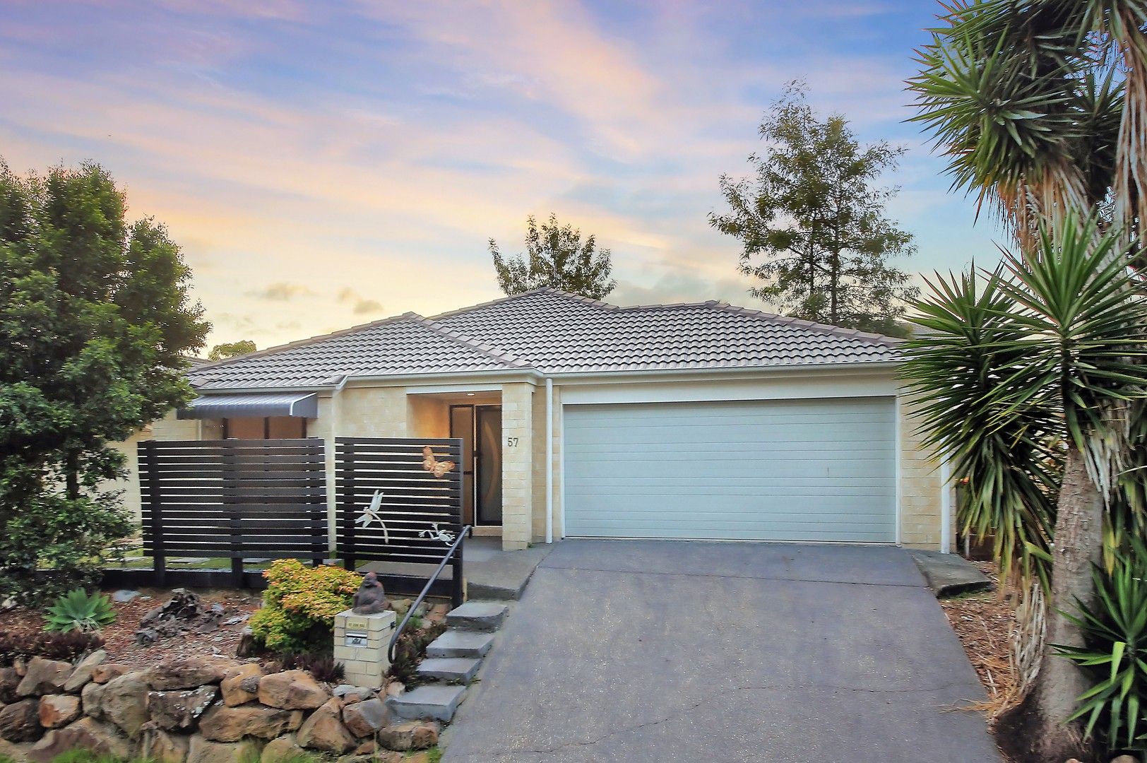 4 bedrooms House in 57 Admiral Crescent SPRINGFIELD LAKES QLD, 4300