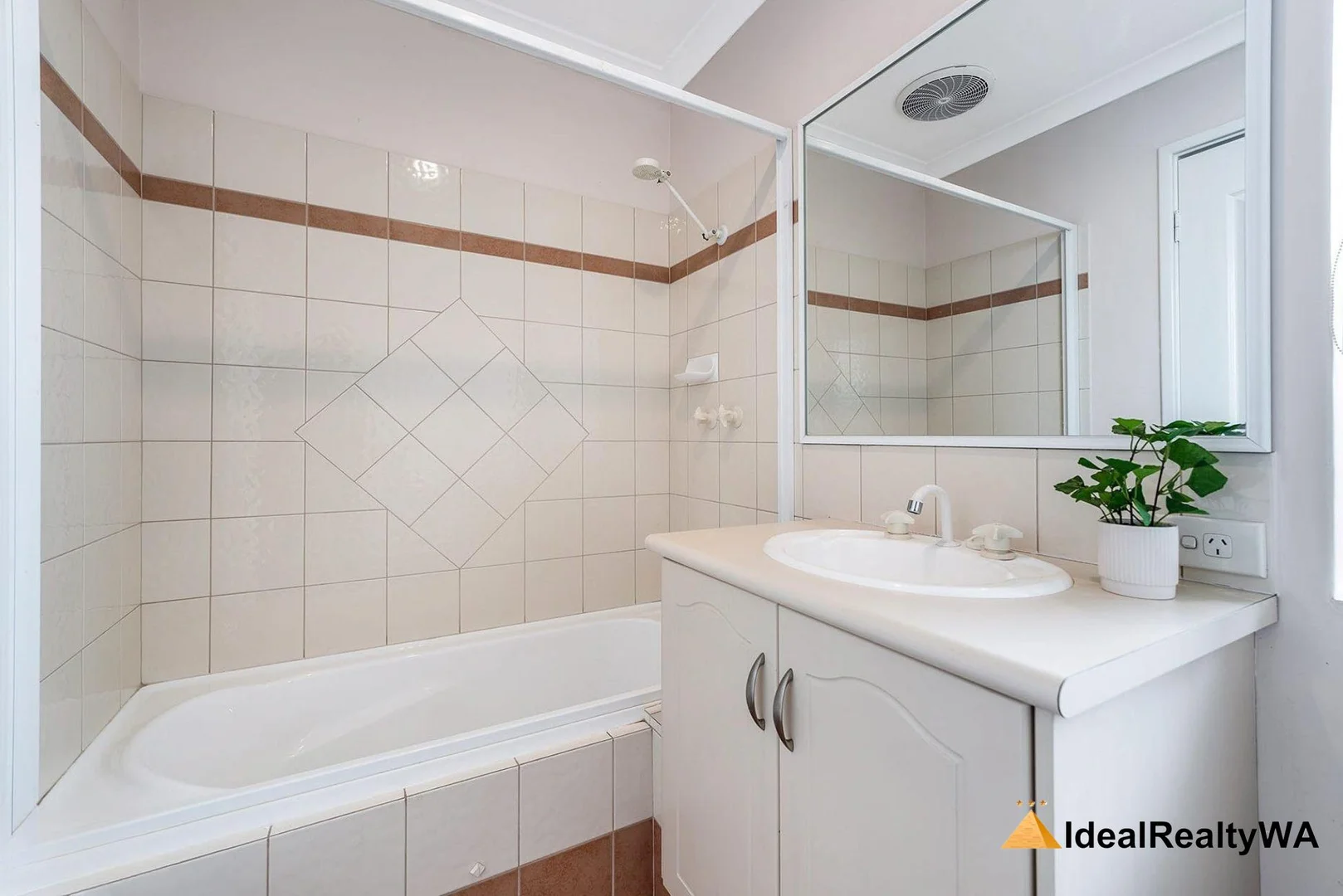 Additional image 12 of 9A Charnwood Street, Morley WA 6062