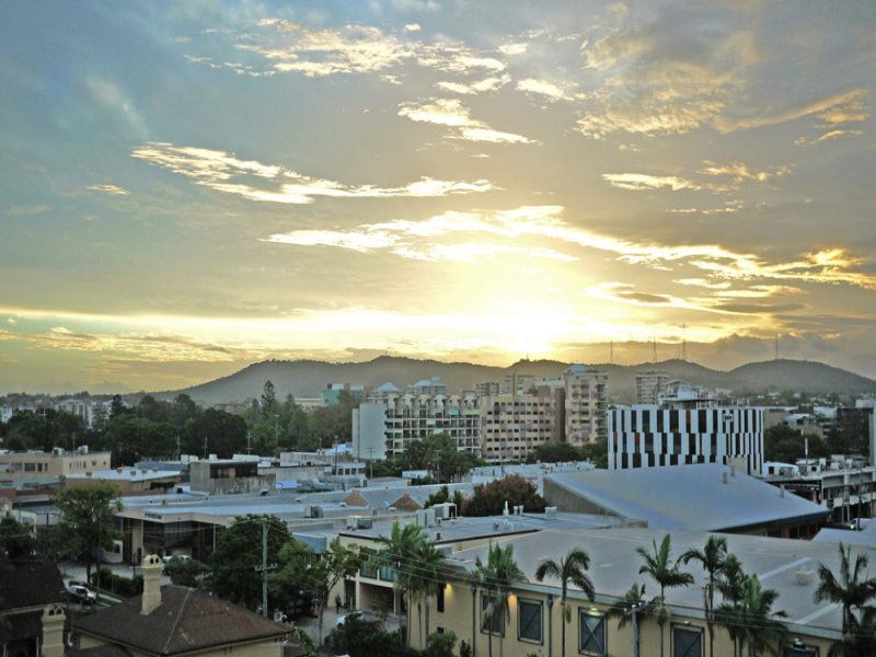 2 bedrooms Apartment / Unit / Flat in 506/31 Bank Street WEST END QLD, 4101