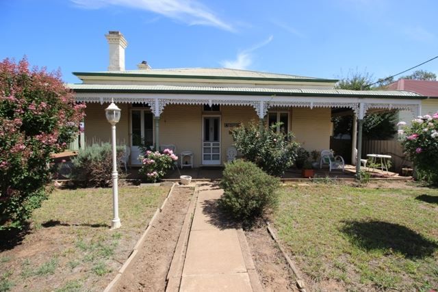 12 Justin Street, Cootamundra NSW 2590, Image 0