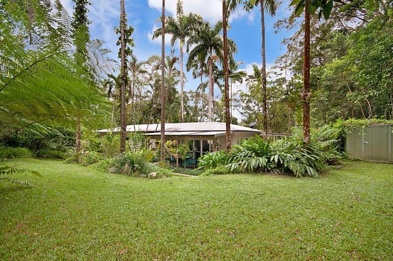 8 Whiteley Road, MIALLO QLD 4873, Image 2