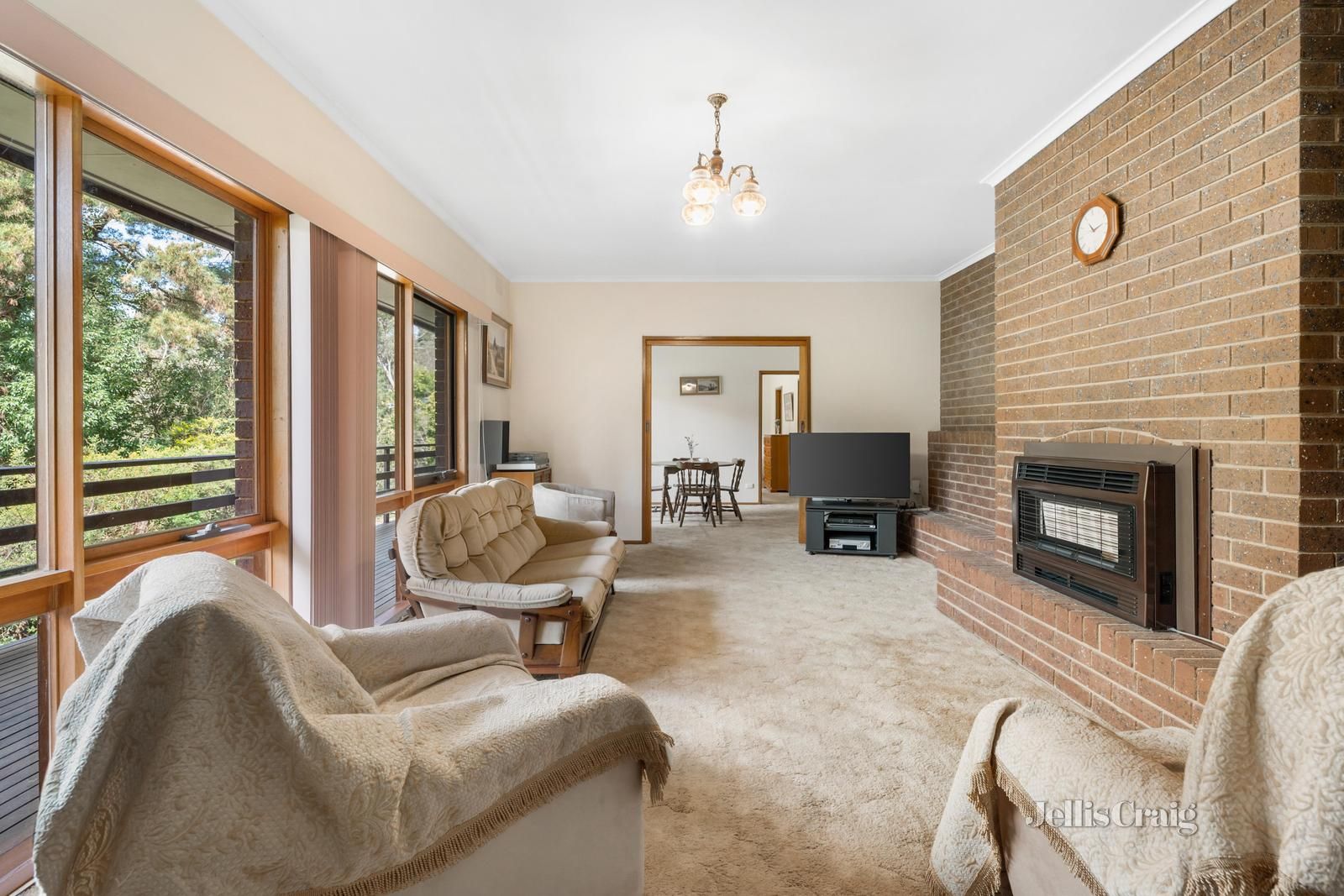 13-15 Curry Road, Park Orchards VIC 3114, Image 2