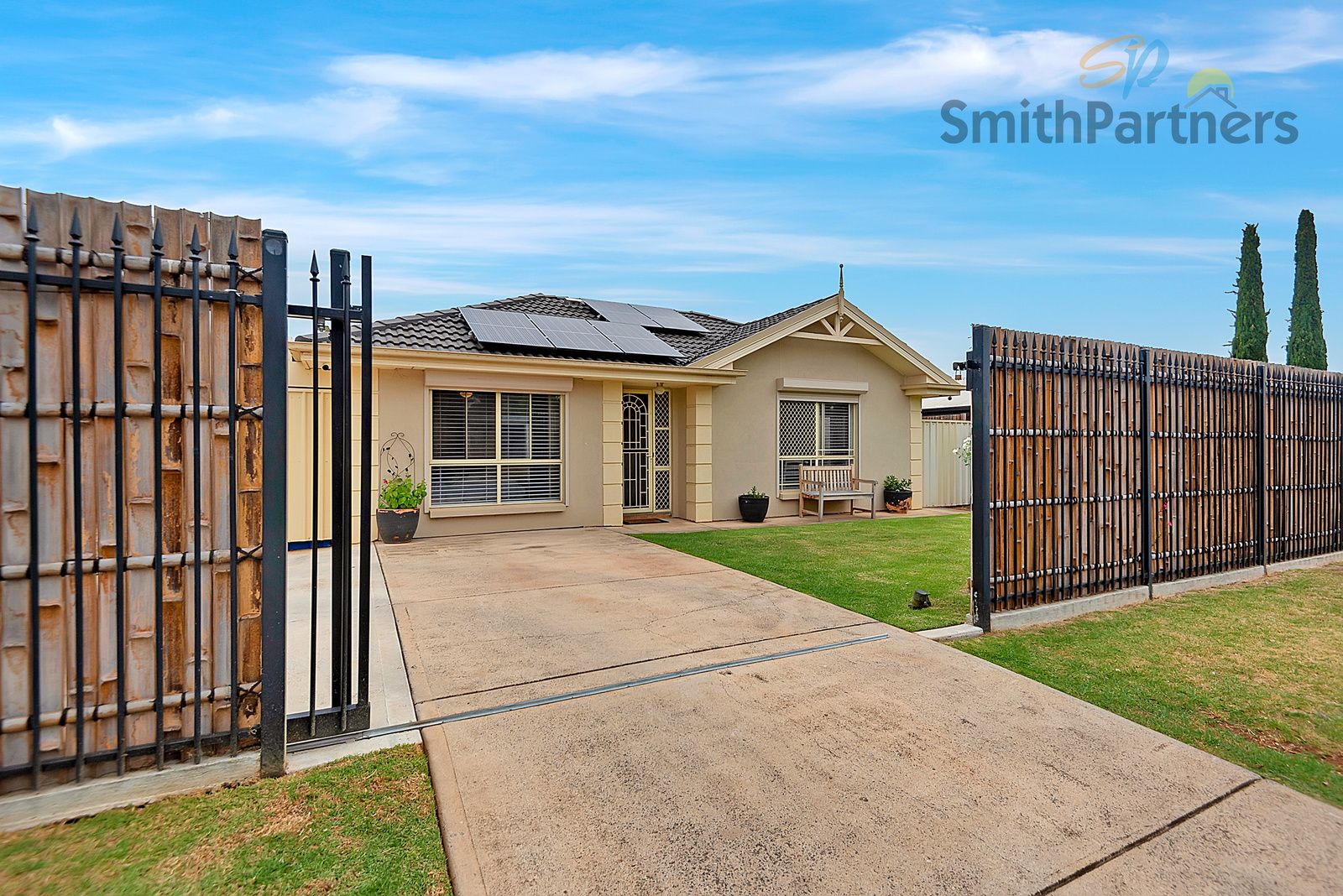 16 Moulds Crescent, Smithfield SA 5114, Image 1