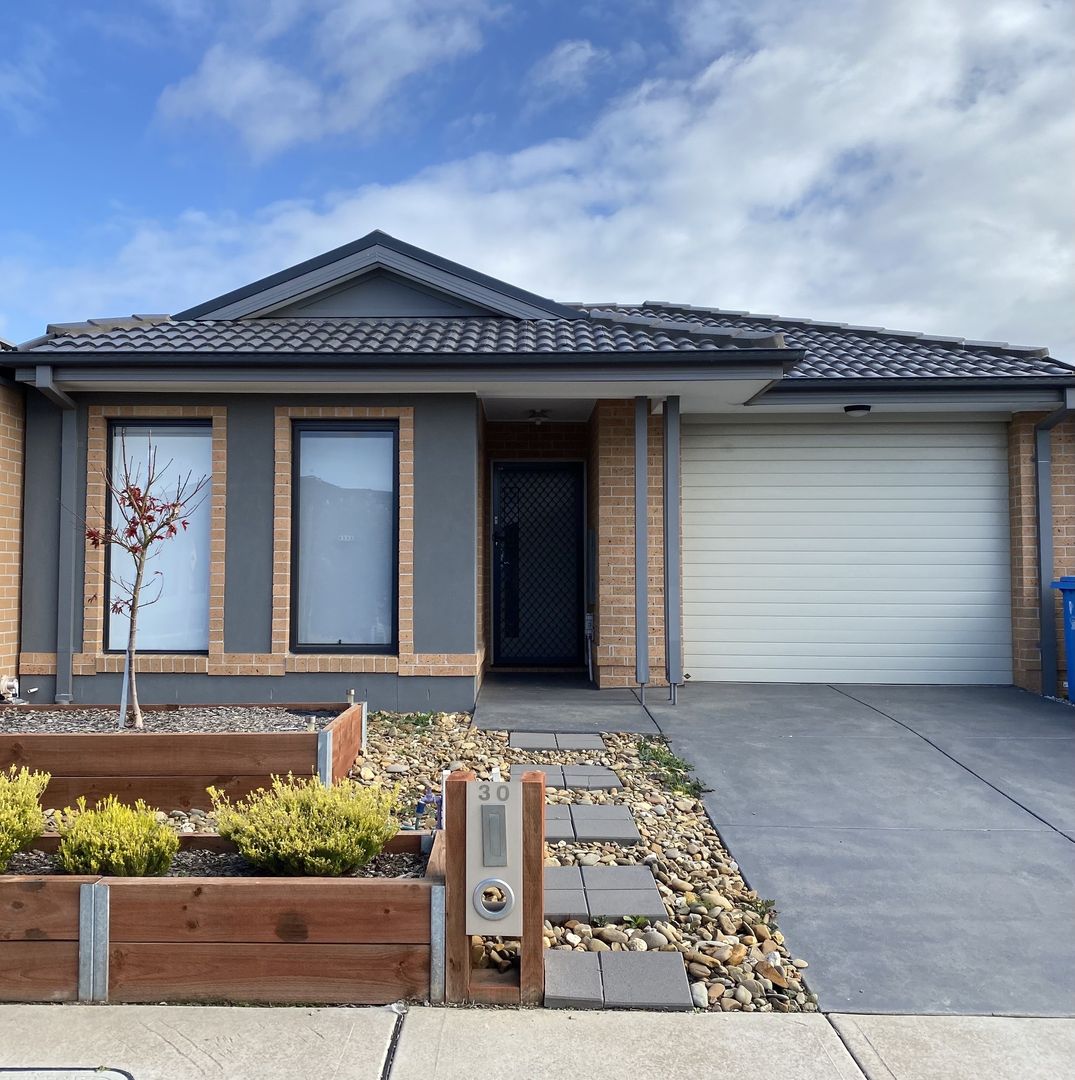 30 Simmental Drive, Clyde North VIC 3978