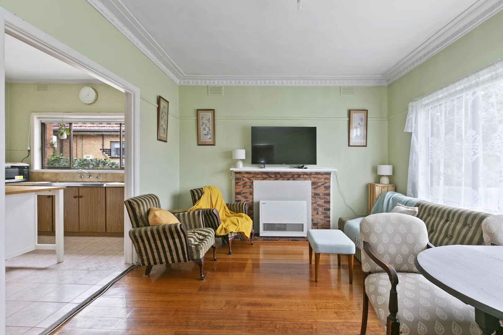 Additional image 4 of 22 Merrilands Road, Reservoir VIC 3073