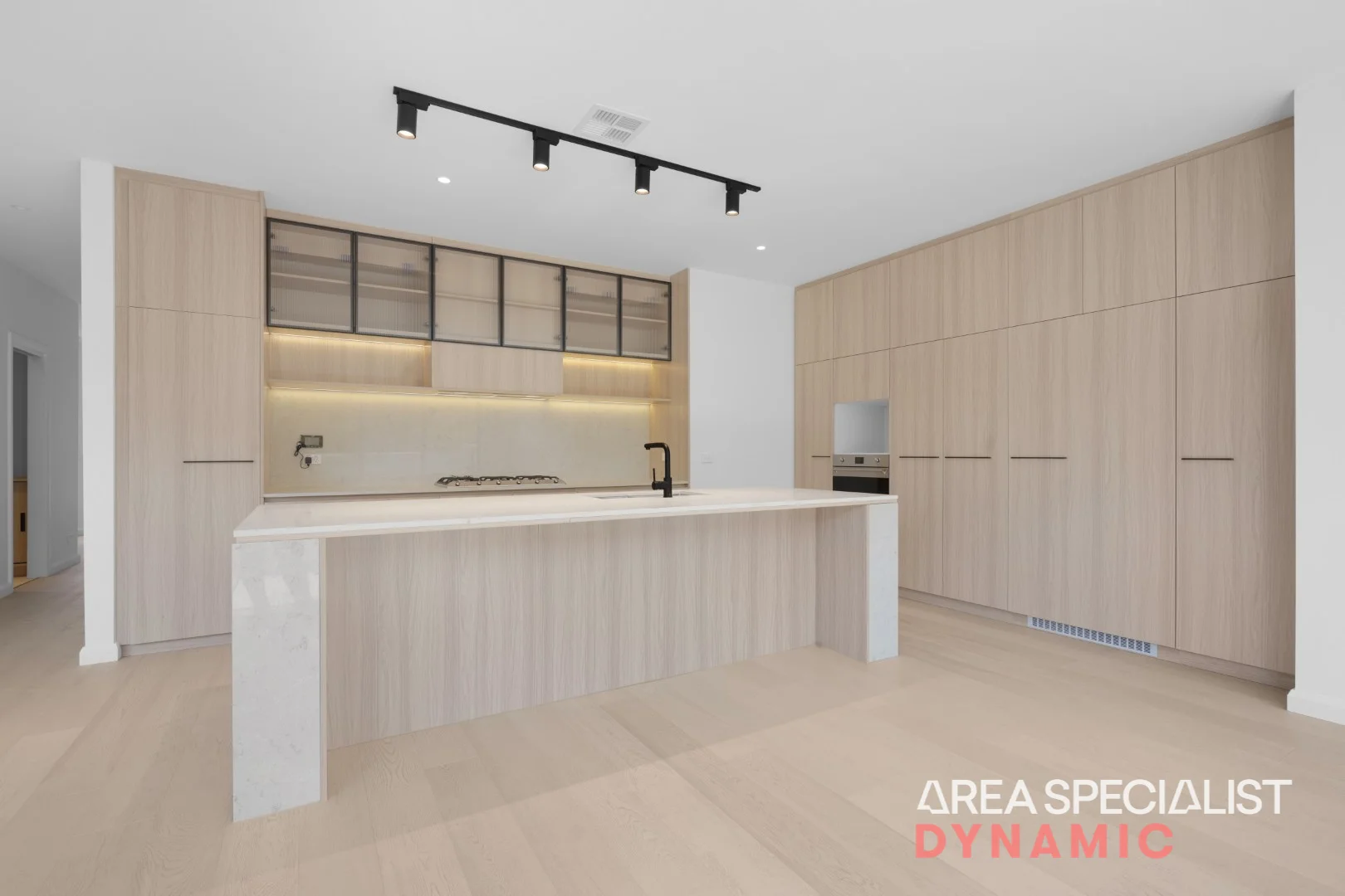 Additional image 4 of 32 Robertson Rd, Nunawading VIC 3131