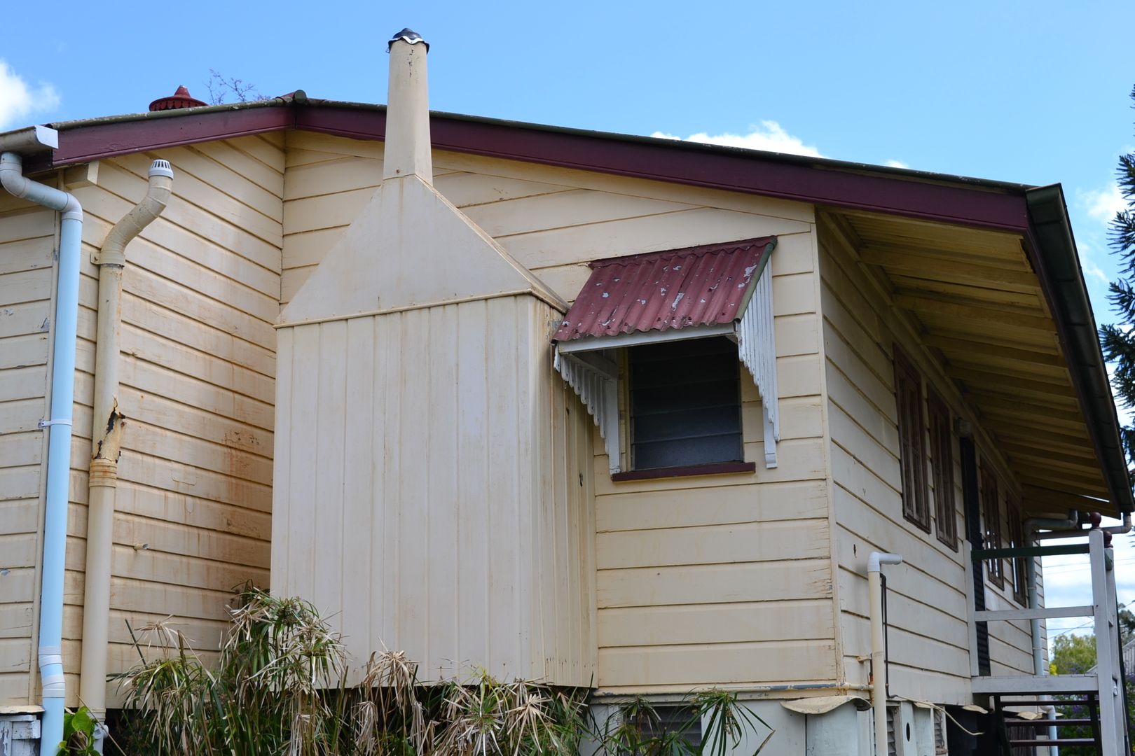 27 Pine Street North Ipswich Qld 4305 House For Sale