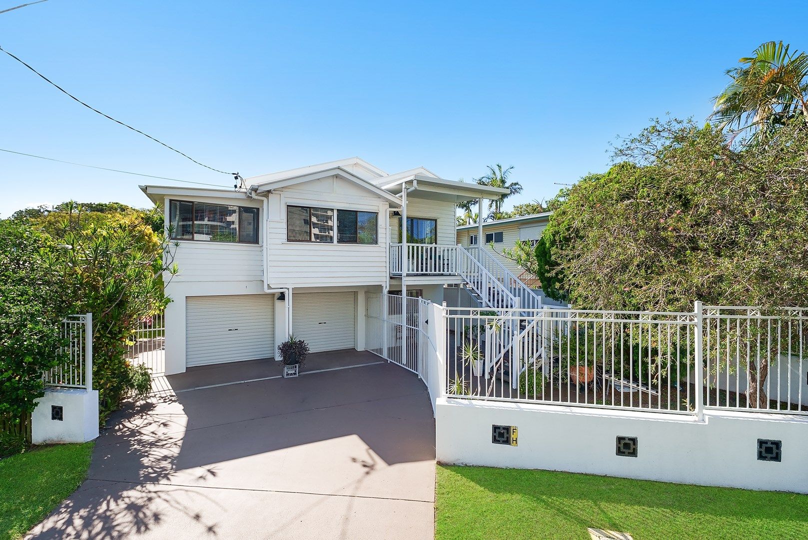 31 Woodcliffe Crescent, Woody Point QLD 4019, Image 0