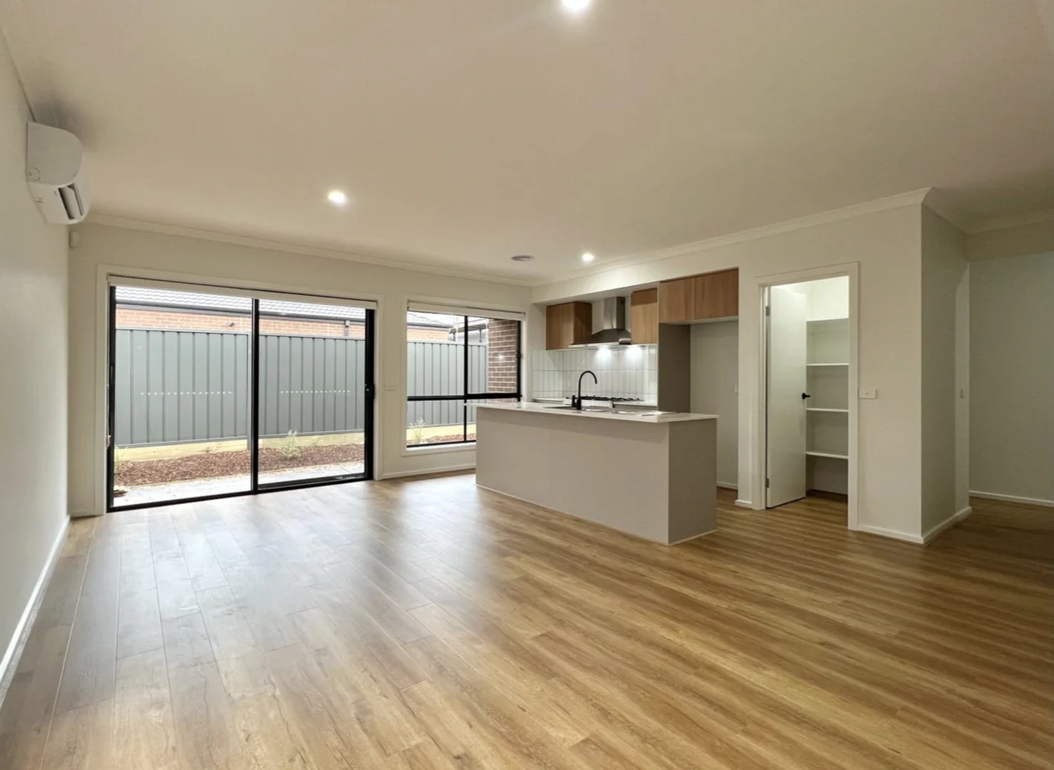 Additional image 4 of 41 Velvet Circuit, Clyde North VIC 3978