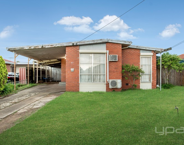 22 Flynn Crescent, Coolaroo VIC 3048