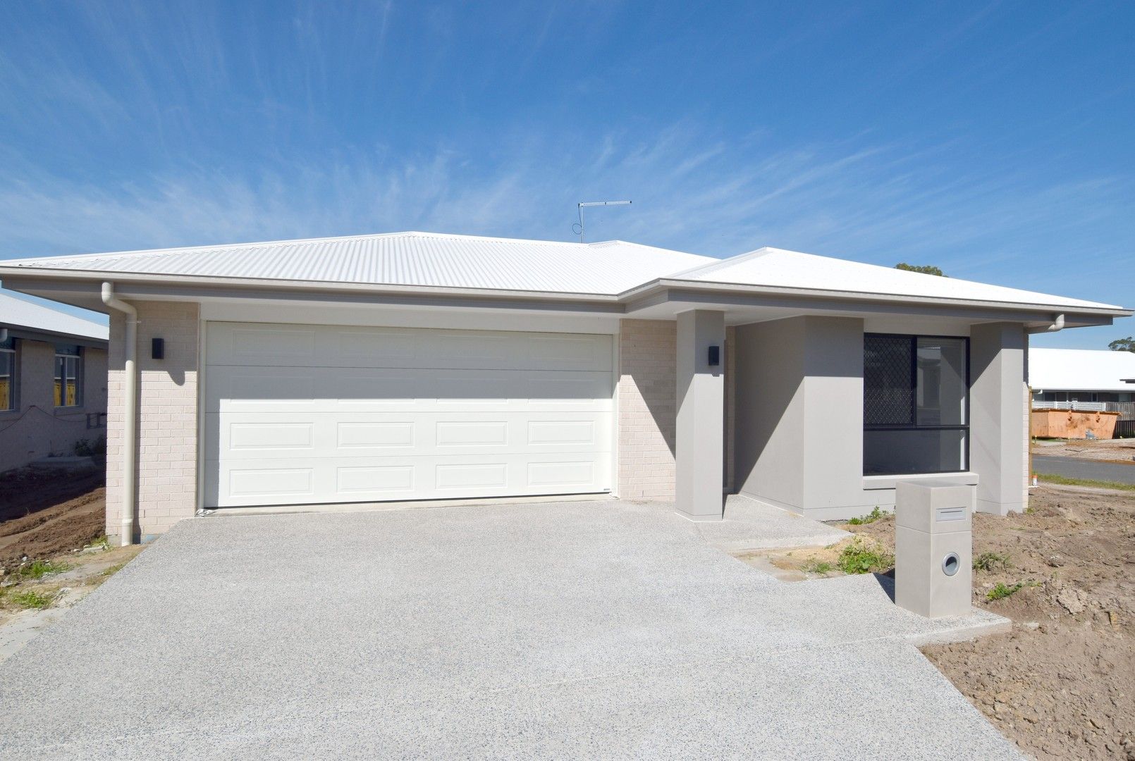 4 bedrooms House in 4 Kirkdale Street TANNUM SANDS QLD, 4680