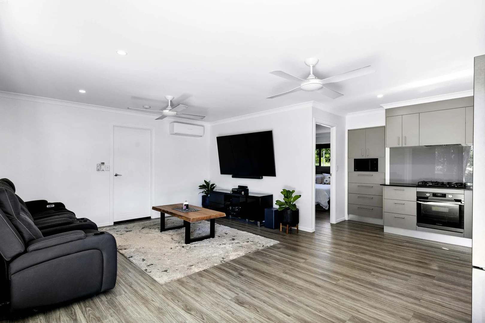 Additional image 5 of 11 Dartmouth Street, Torquay QLD 4655