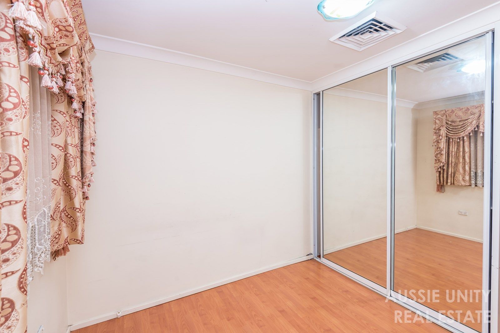 5  Barfil Crescent, South Wentworthville NSW 2145, Image 2