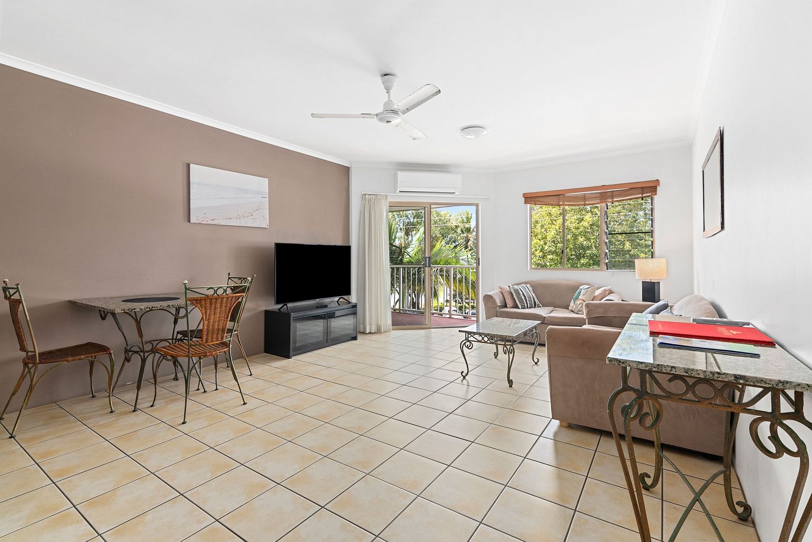 71/129 Oleander Street, Holloways Beach QLD 4878, Image 2