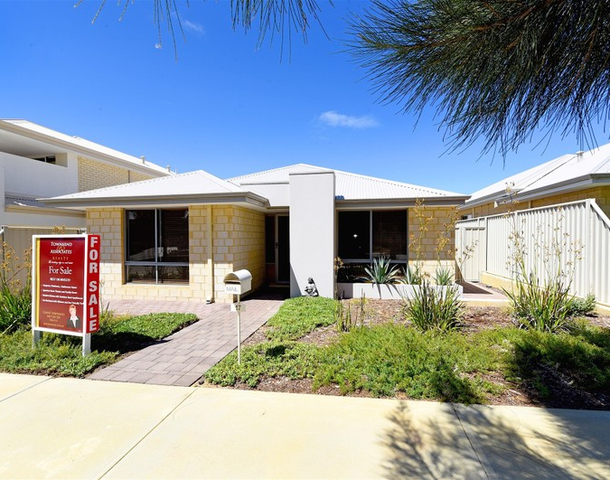 17 Topsail Loop, Alkimos WA 6038