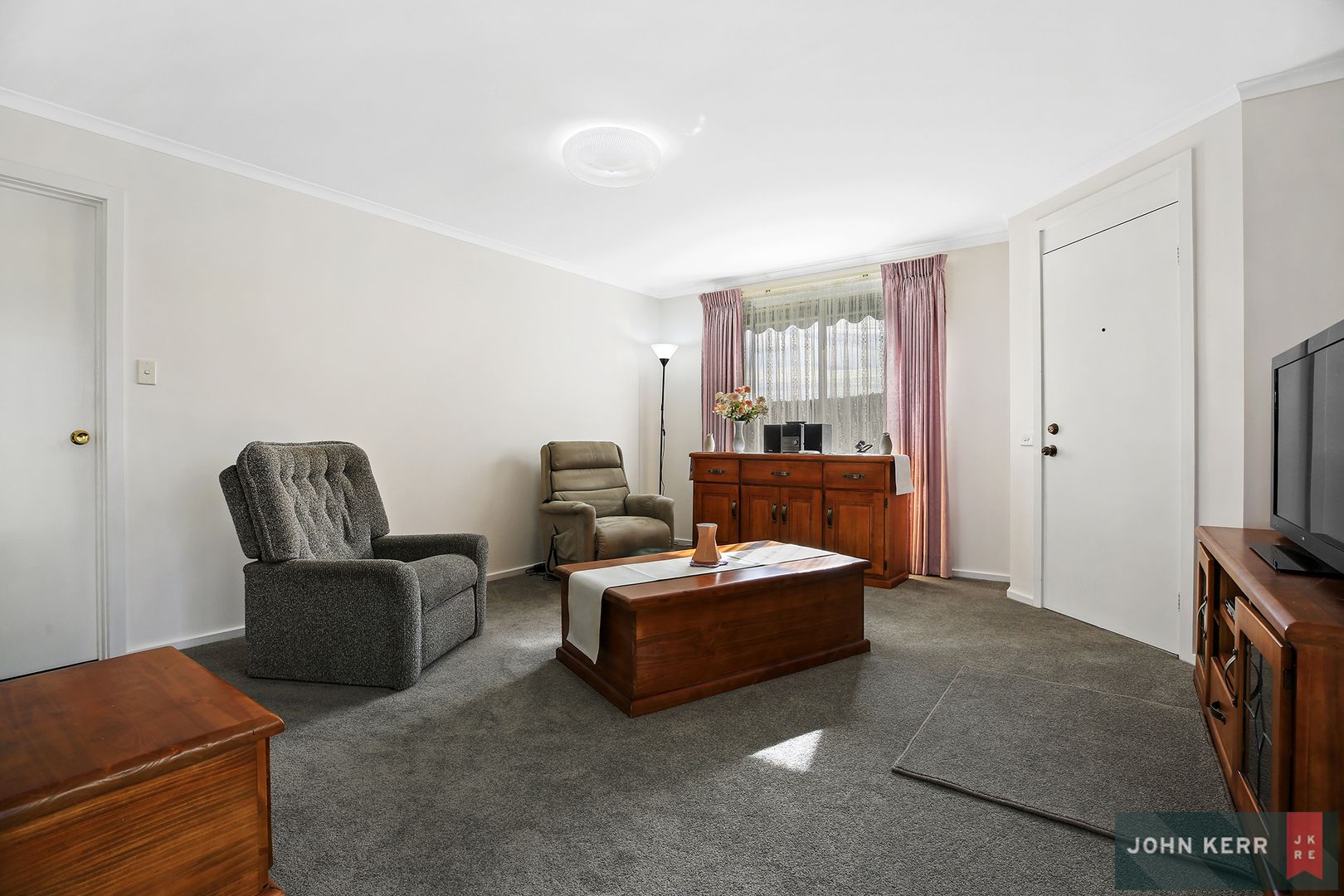 3/7 Saxtons Drive, Moe VIC 3825, Image 1