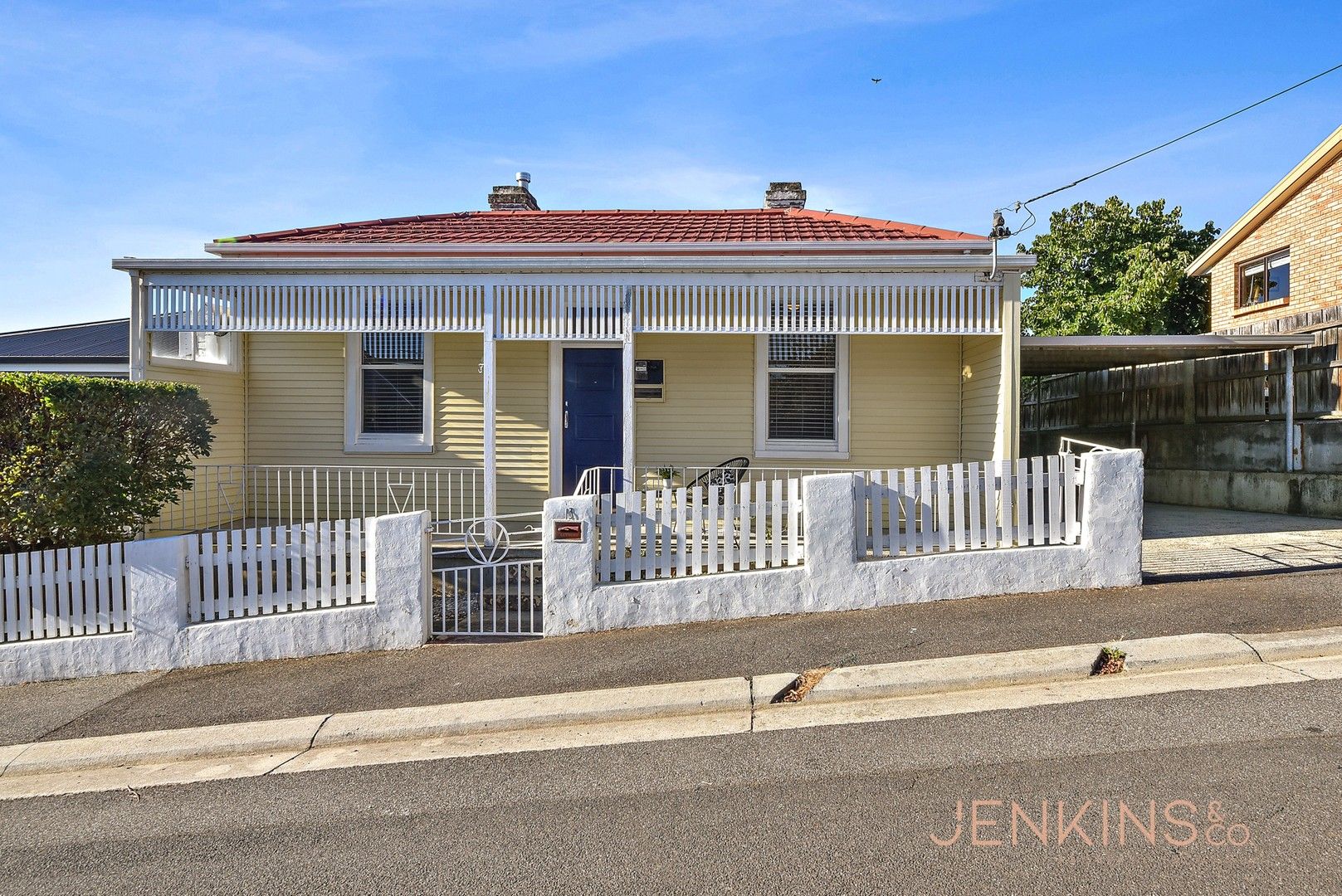 3 bedrooms House in 13 Crescent Grove WEST LAUNCESTON TAS, 7250