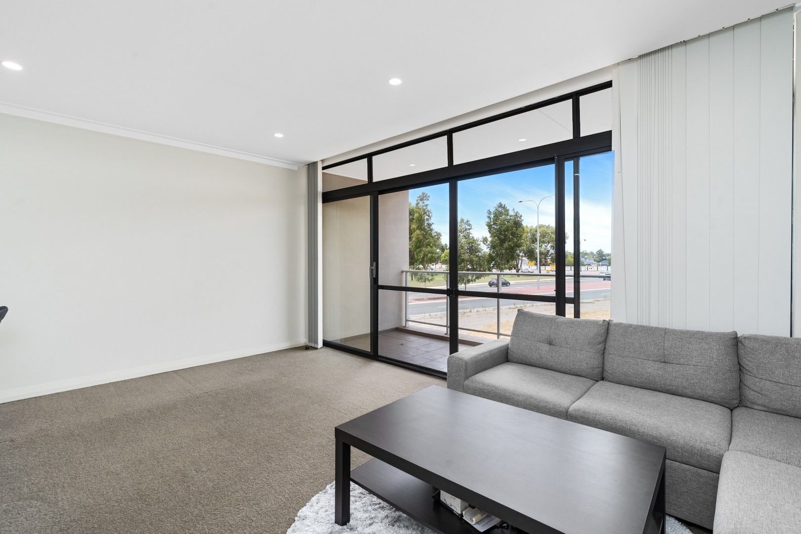 14/63 Mariposa Gardens, Success WA 6164, Image 0