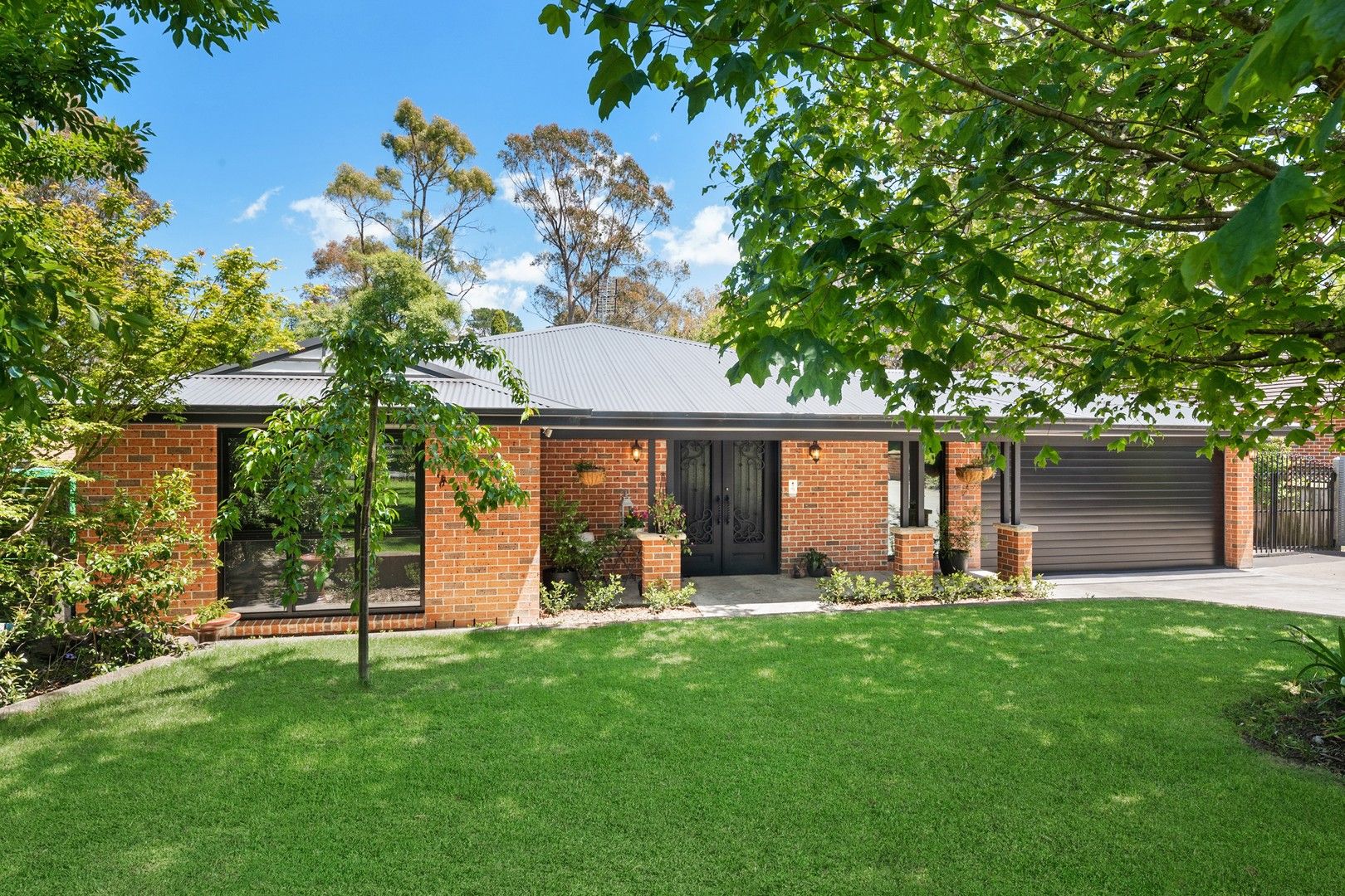 4 bedrooms House in 10 Linden Way BOWRAL NSW, 2576
