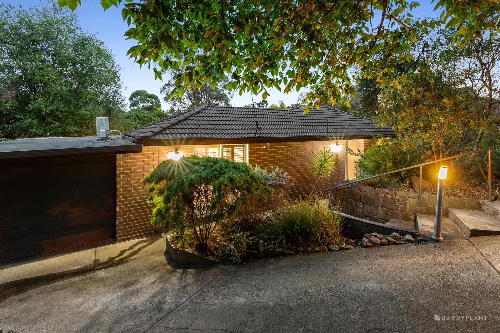 3 bedrooms House in 394 Thompsons Road TEMPLESTOWE LOWER VIC, 3107